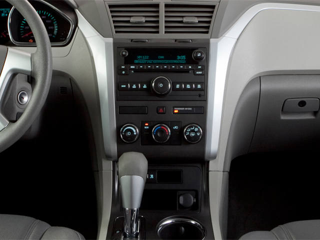 2010 Chevrolet Traverse LS