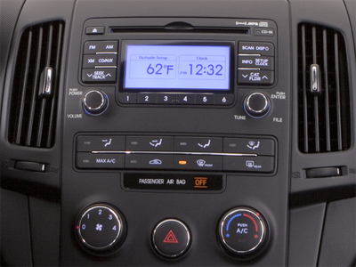 2010 Hyundai Elantra Touring SE