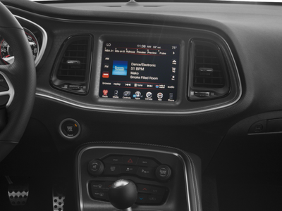 2016 Dodge Challenger 392 HEMI Scat Pack Shaker
