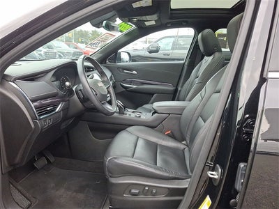 2023 Cadillac XT4 Luxury
