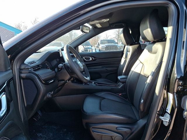 2023 Jeep Compass Altitude