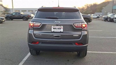 2024 Jeep Compass Latitude Lux