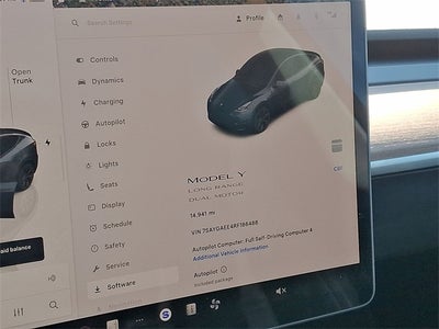 2024 Tesla Model Y Long Range