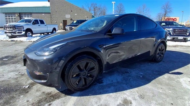 2024 Tesla Model Y Long Range
