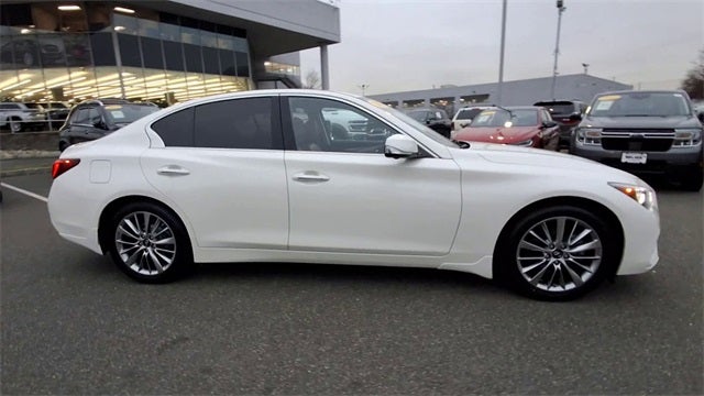 2024 INFINITI Q50 LUXE