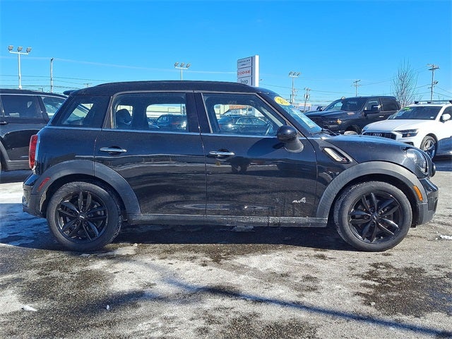 2014 MINI Cooper S Countryman Base