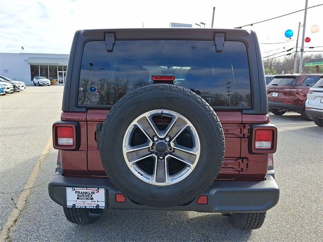 2022 Jeep Wrangler Unlimited Sahara