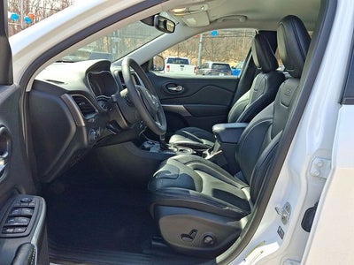 2022 Jeep Cherokee Latitude Lux