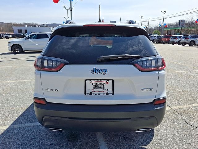 2022 Jeep Cherokee Latitude Lux
