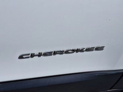 2022 Jeep Cherokee Latitude Lux