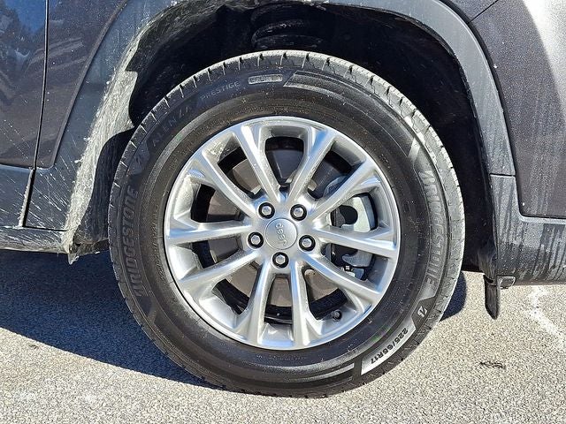 2022 Jeep Cherokee Latitude Lux