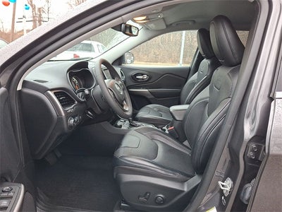 2022 Jeep Cherokee Latitude Lux