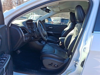 2022 Jeep Cherokee Latitude Lux