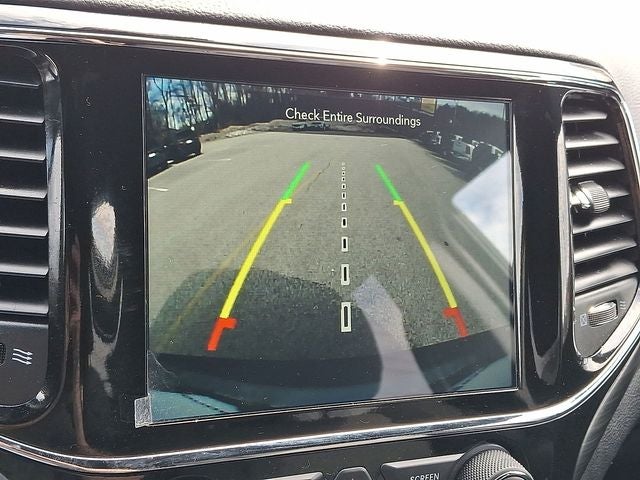 2020 Jeep Grand Cherokee Laredo E