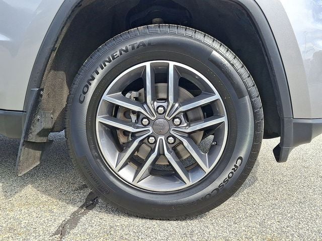 2020 Jeep Grand Cherokee Laredo E