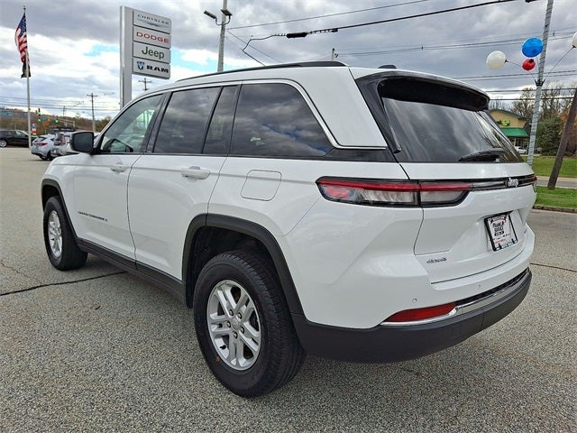 2024 Jeep Grand Cherokee Laredo
