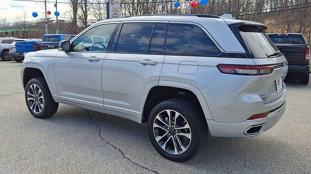 2022 Jeep Grand Cherokee Overland