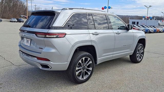2022 Jeep Grand Cherokee Overland