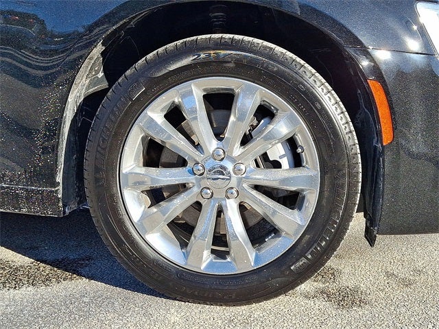 2023 Chrysler 300 Touring