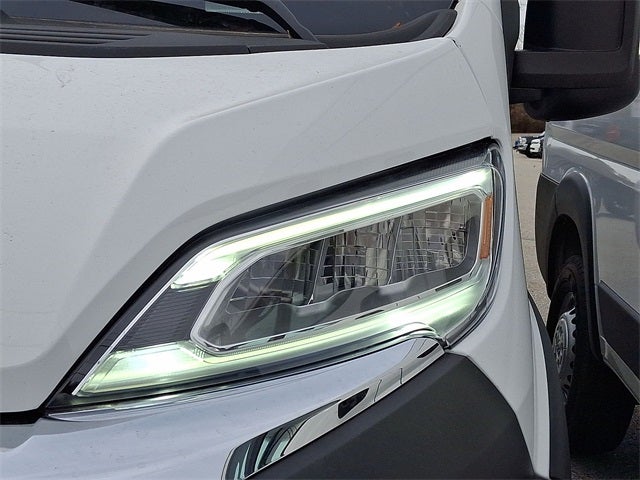 2025 RAM ProMaster 3500 High Roof 136 WB