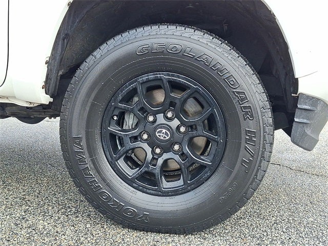 2022 Toyota Tacoma SR5 V6