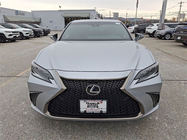 2023 Lexus ES 300h