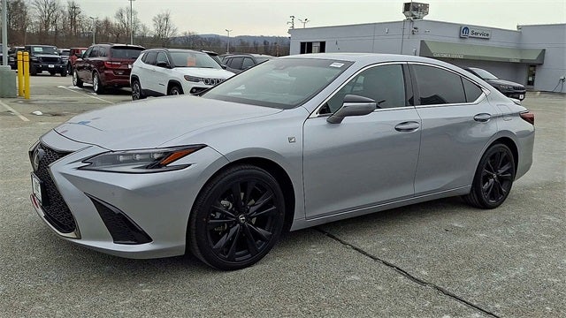 2023 Lexus ES 300h