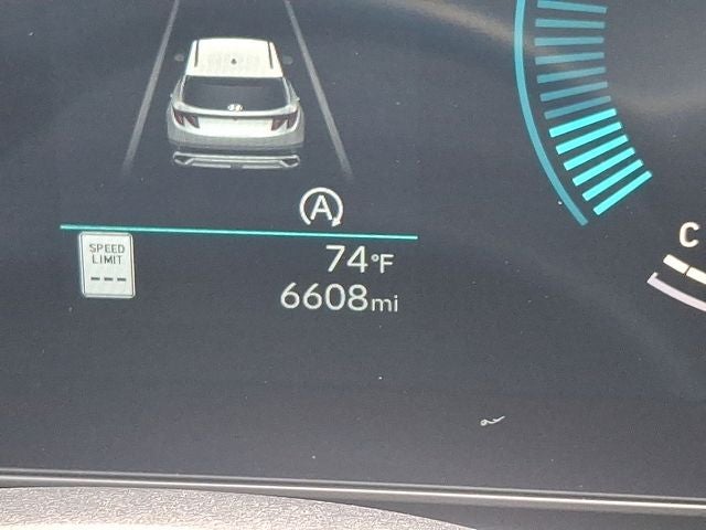 2025 Hyundai Tucson SE