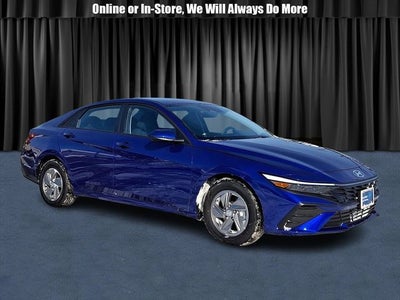 2025 Hyundai Elantra SE