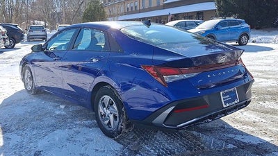 2025 Hyundai Elantra SE