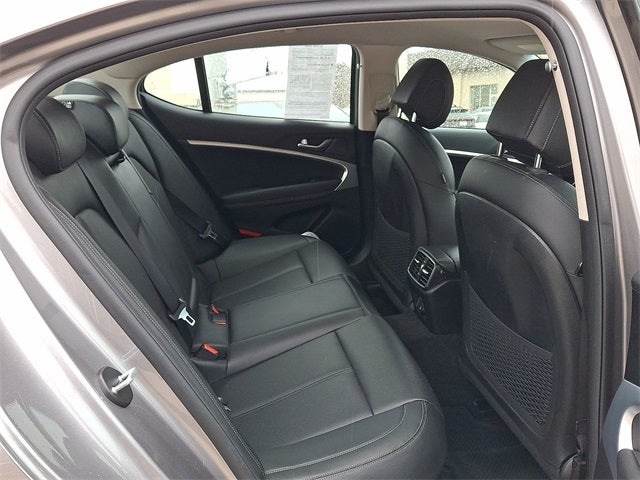 2023 Genesis G70 2.0T