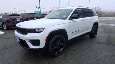 2023 Jeep Grand Cherokee Altitude