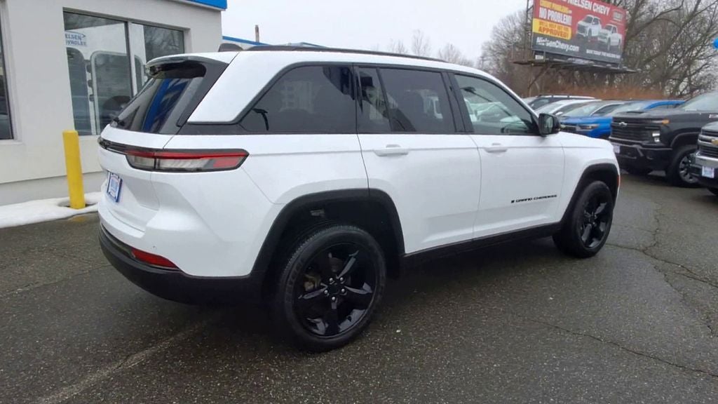 2023 Jeep Grand Cherokee Altitude