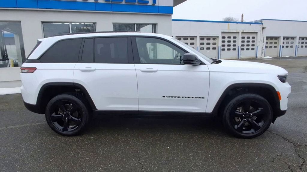 2023 Jeep Grand Cherokee Altitude