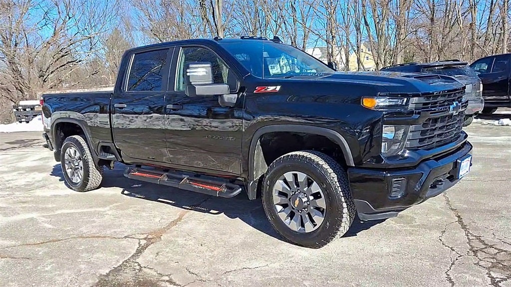 2024 Chevrolet Silverado 2500HD Custom