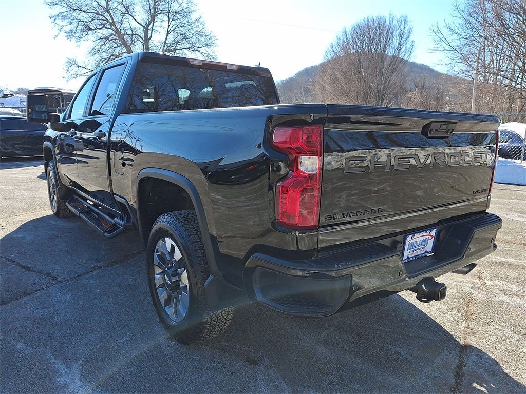 2024 Chevrolet Silverado 2500HD Custom