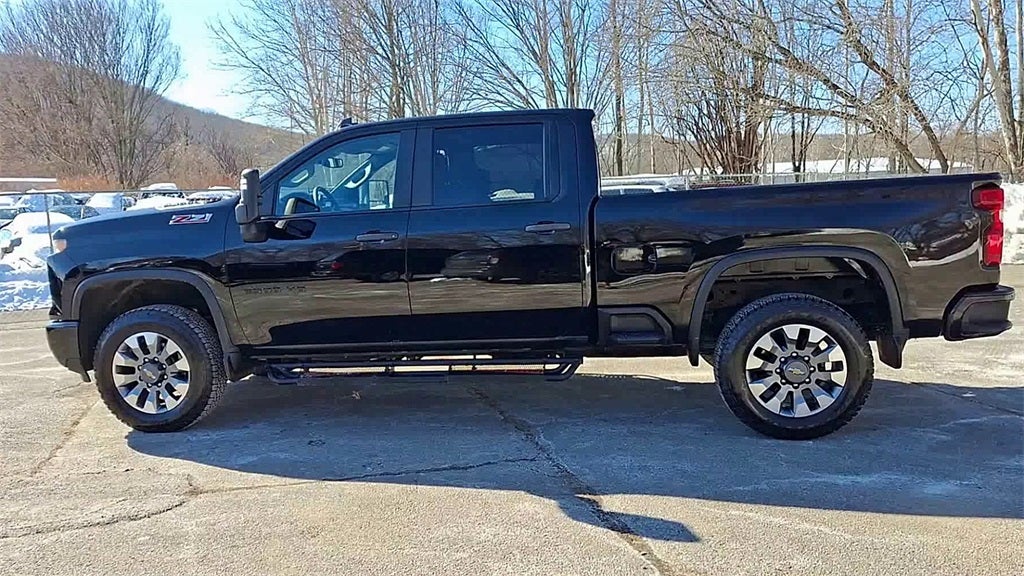 2024 Chevrolet Silverado 2500HD Custom