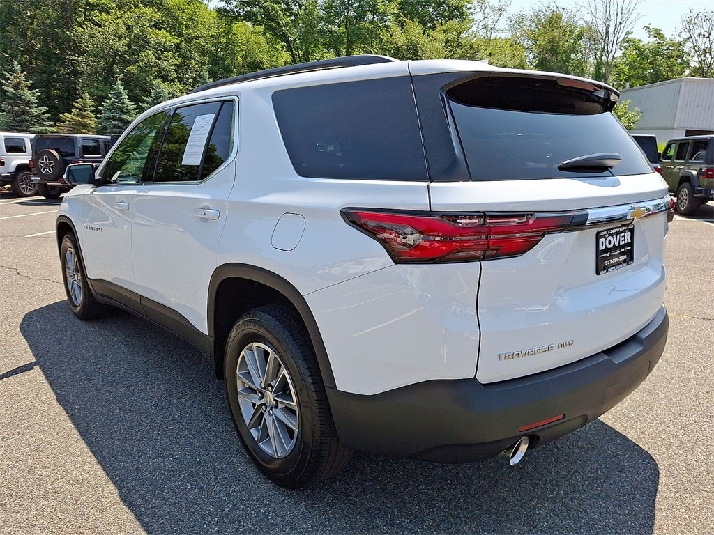 2023 Chevrolet Traverse LT Leather