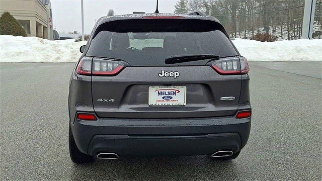 2022 Jeep Cherokee Latitude Lux