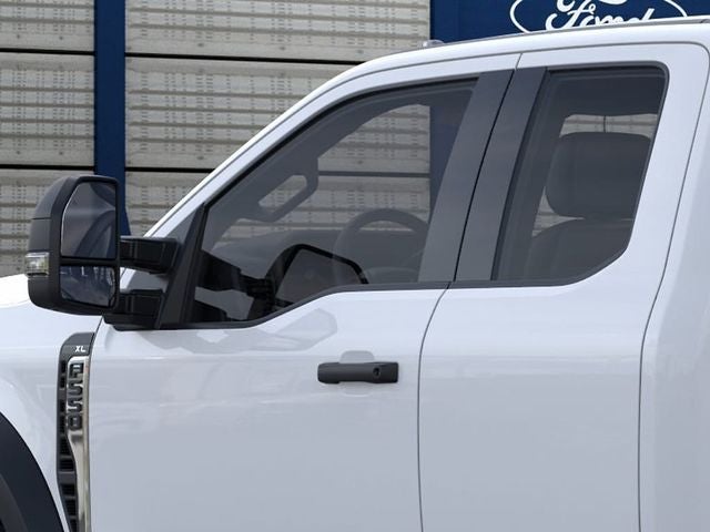 2026 Ford F-550SD DRW