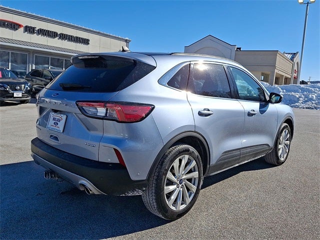 2022 Ford Escape Titanium