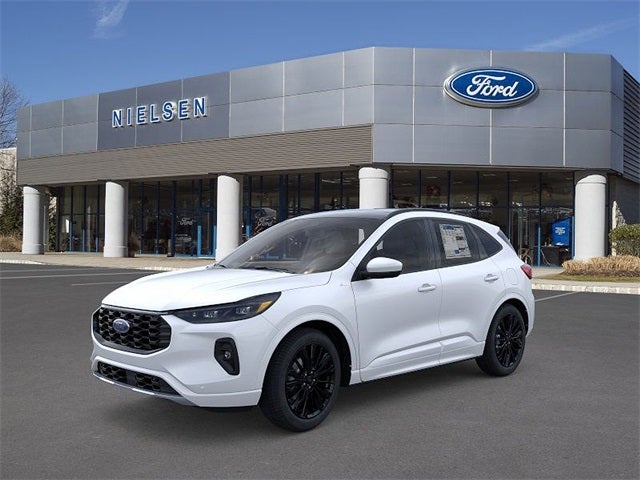 2026 Ford Escape Hybrid ST-Line Elite