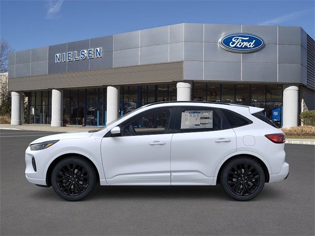 2026 Ford Escape Hybrid ST-Line Elite