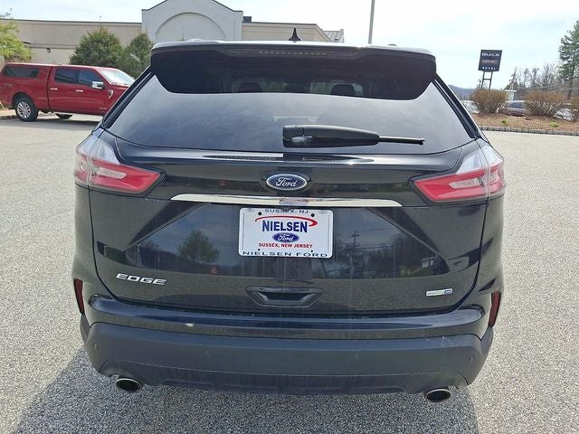 2020 Ford Edge SE