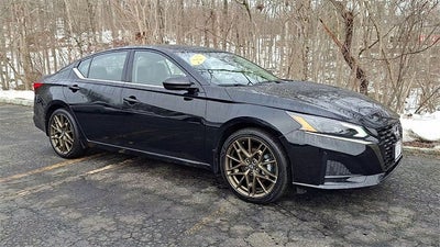 2025 Nissan Altima 2.5 SR