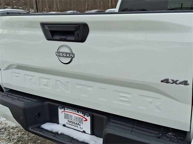 2025 Nissan Frontier SV