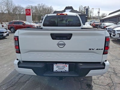 2024 Nissan Frontier SV