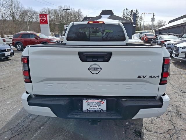 2024 Nissan Frontier SV