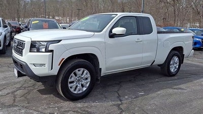 2024 Nissan Frontier SV