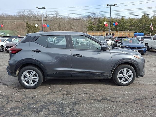 2025 Nissan Kicks Play S
